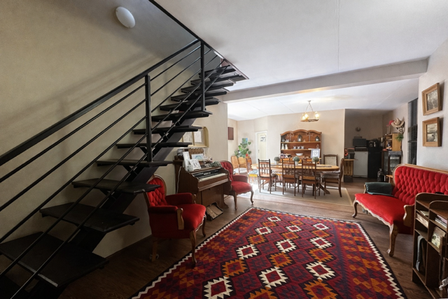 6 Bedroom Property for Sale in Pellissier Free State